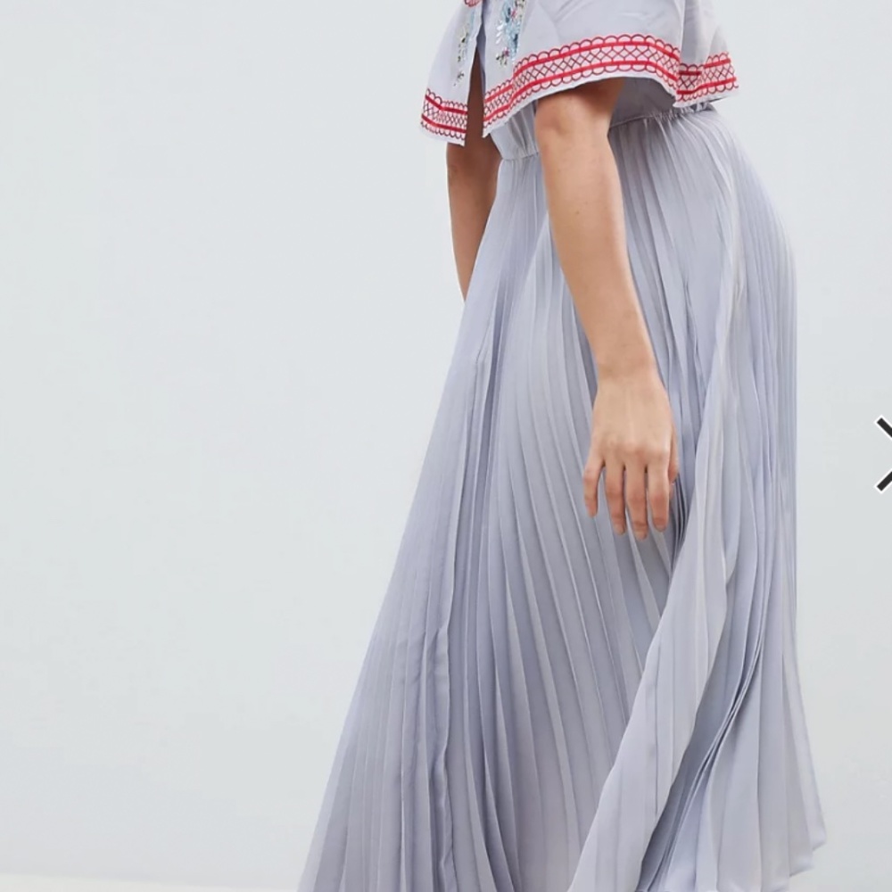 ASOS  Embroidered pleated midi dress MATERNITY (NWOT) - Picture 4 of 8